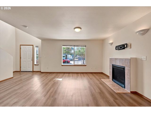 5419 N YALE St, Portland, OR 97203
