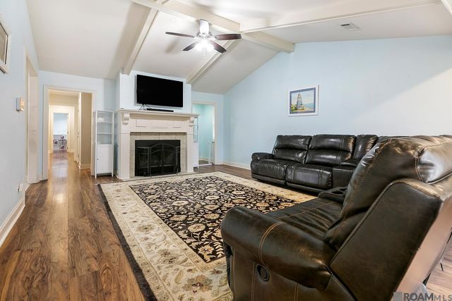 9181 Cedar Springs Ave, Denham Springs, LA 70726