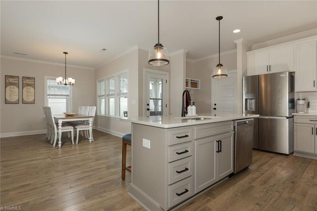 1728 Eastover Drive, Kernersville, NC 27284