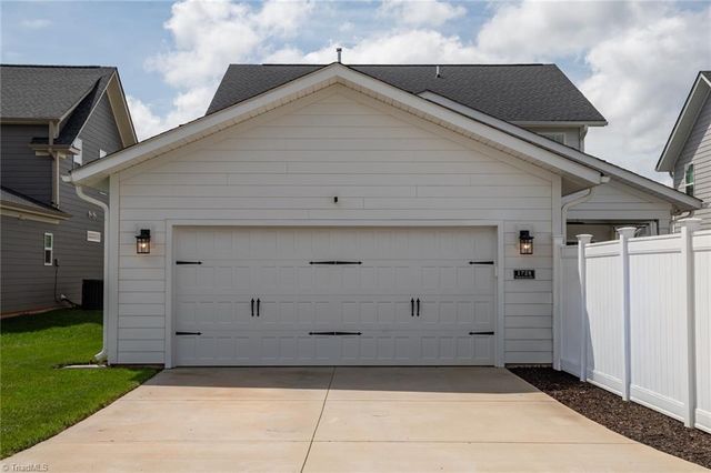 1728 Eastover Drive, Kernersville, NC 27284