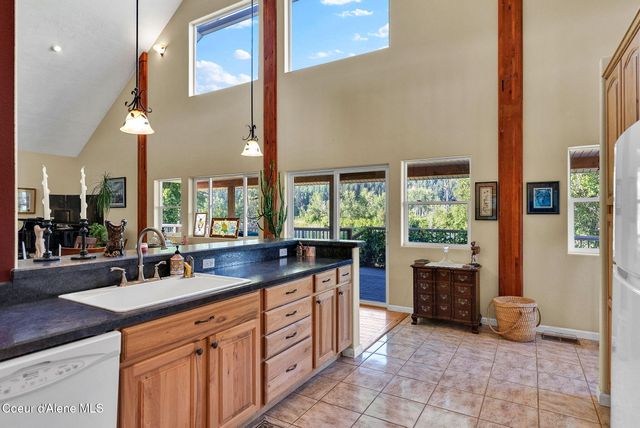 1600 Shepherd Rd, St. Maries, ID 83861