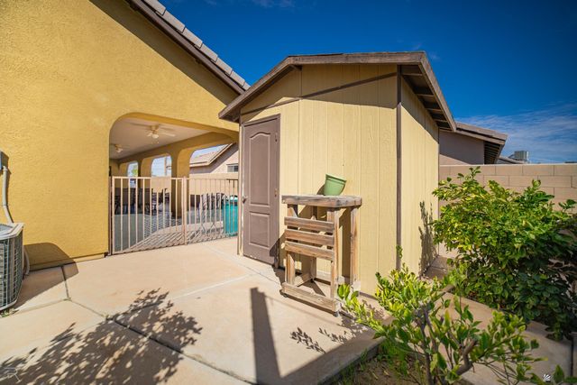 2425 N David Riedel Blvd, San Luis, AZ 85336