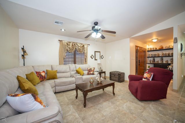 2425 N David Riedel Blvd, San Luis, AZ 85336