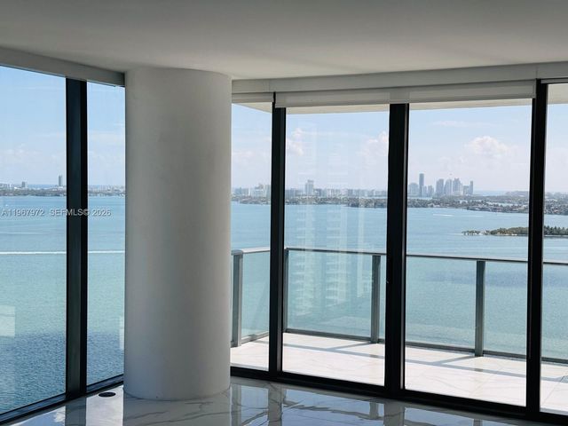 650 NE 32nd St 2507, Miami, FL 33137