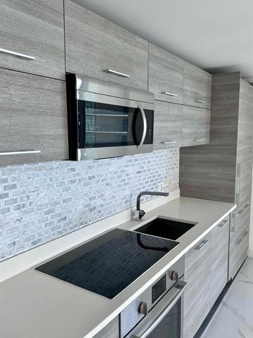 650 NE 32nd St 2507, Miami, FL 33137