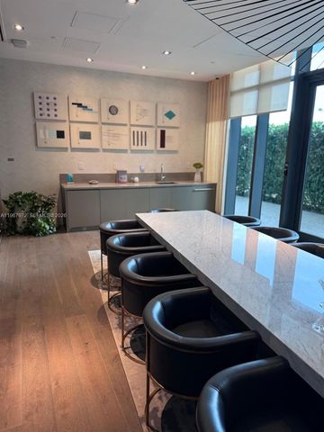 650 NE 32nd St 2507, Miami, FL 33137