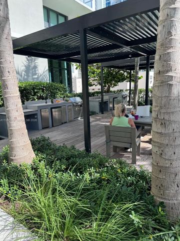 650 NE 32nd St 2507, Miami, FL 33137