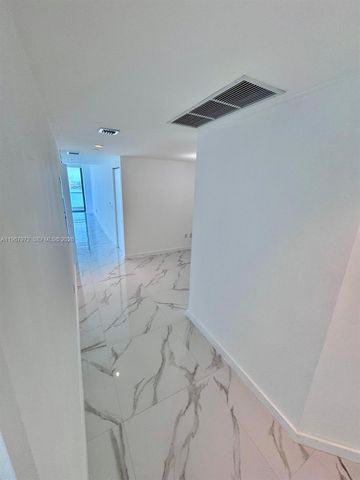 650 NE 32nd St 2507, Miami, FL 33137