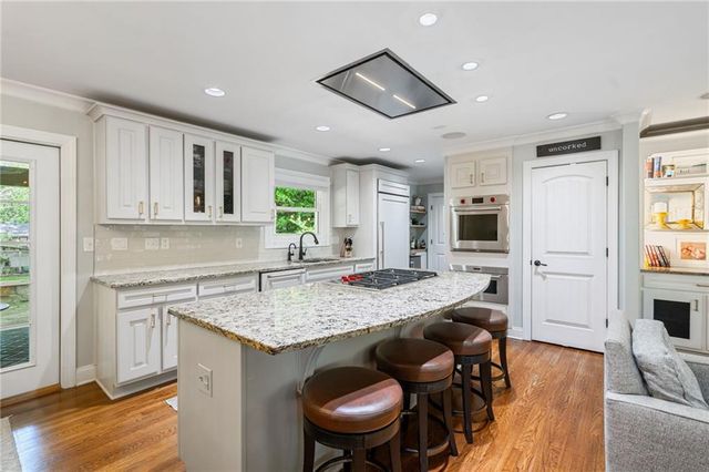 2630 Cove Circle NE, Atlanta, GA 30319