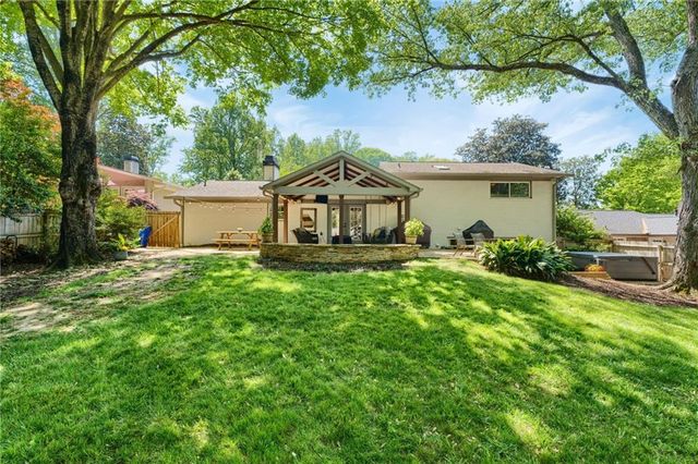 2630 Cove Circle NE, Atlanta, GA 30319