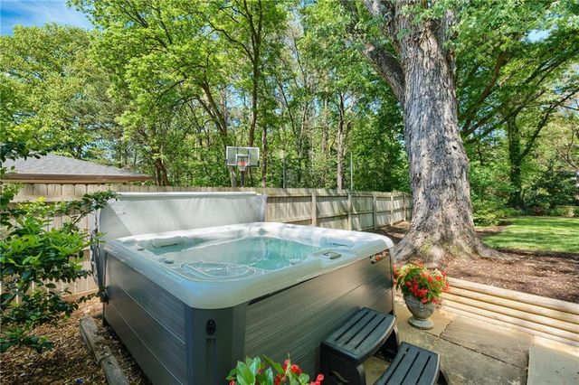 2630 Cove Circle NE, Atlanta, GA 30319
