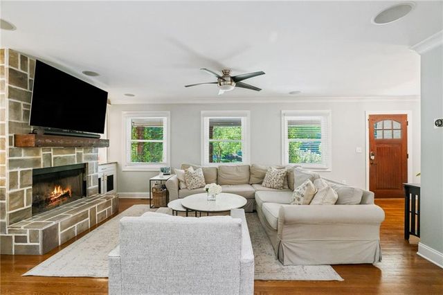 2630 Cove Circle NE, Atlanta, GA 30319