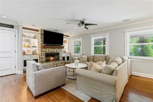 2630 Cove Circle NE, Atlanta, GA 30319