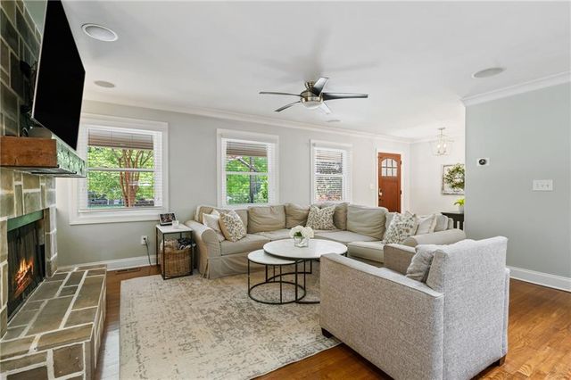 2630 Cove Circle NE, Atlanta, GA 30319
