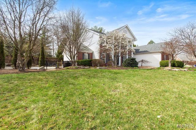 1317 Renaissance Place, St Charles, MO 63304