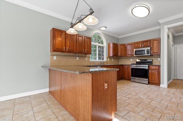 1317 Renaissance Place, St Charles, MO 63304