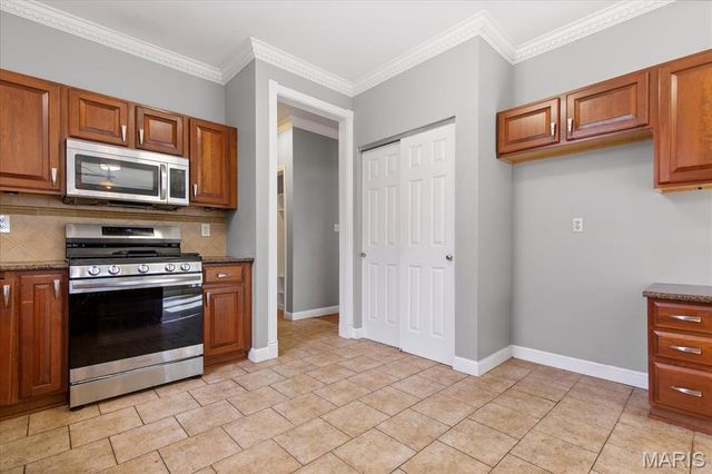 1317 Renaissance Place, St Charles, MO 63304