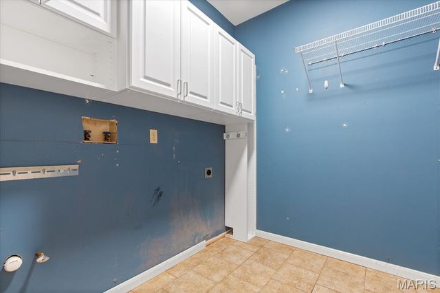 1317 Renaissance Place, St Charles, MO 63304