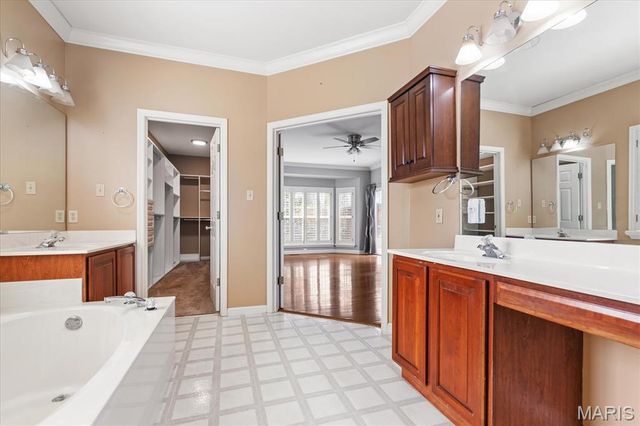 1317 Renaissance Place, St Charles, MO 63304