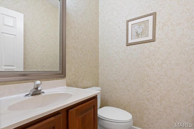 1317 Renaissance Place, St Charles, MO 63304