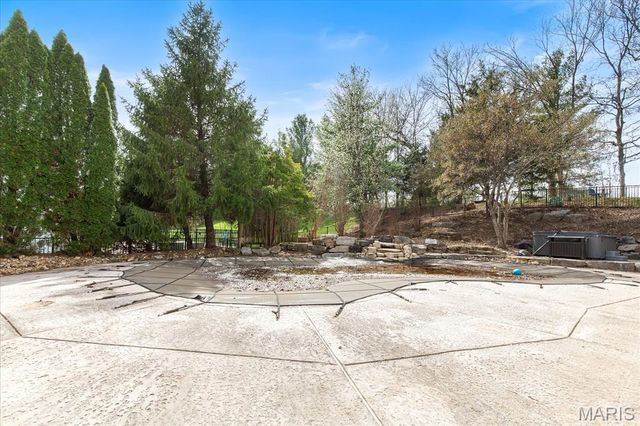 1317 Renaissance Place, St Charles, MO 63304