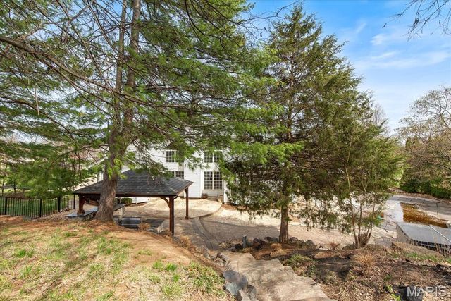 1317 Renaissance Place, St Charles, MO 63304