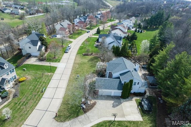 1317 Renaissance Place, St Charles, MO 63304