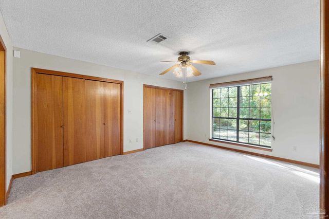 2625 Wilde Lake Blvd, Pensacola, FL 32526