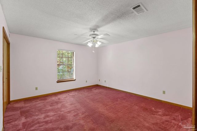 2625 Wilde Lake Blvd, Pensacola, FL 32526