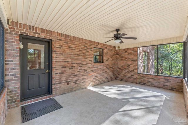 2625 Wilde Lake Blvd, Pensacola, FL 32526