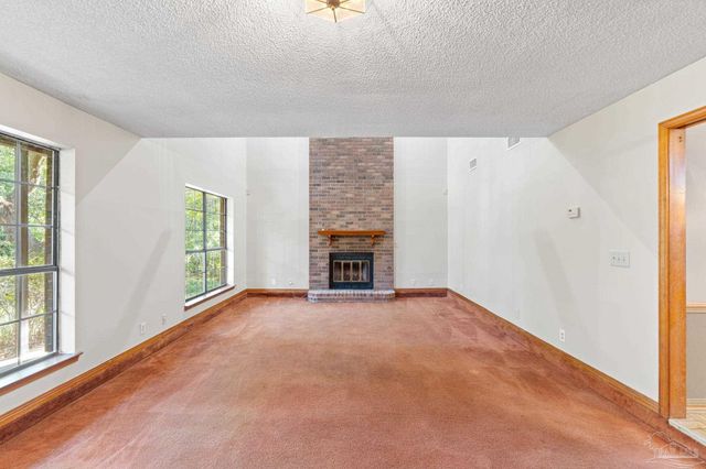 2625 Wilde Lake Blvd, Pensacola, FL 32526