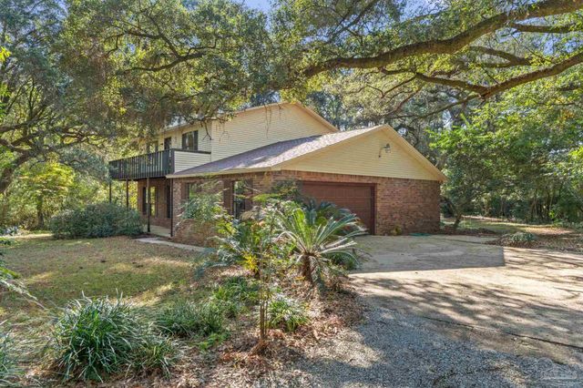2625 Wilde Lake Blvd, Pensacola, FL 32526
