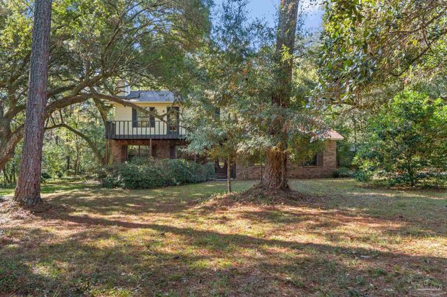 2625 Wilde Lake Blvd, Pensacola, FL 32526