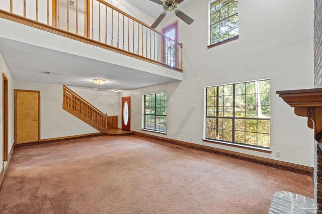 2625 Wilde Lake Blvd, Pensacola, FL 32526