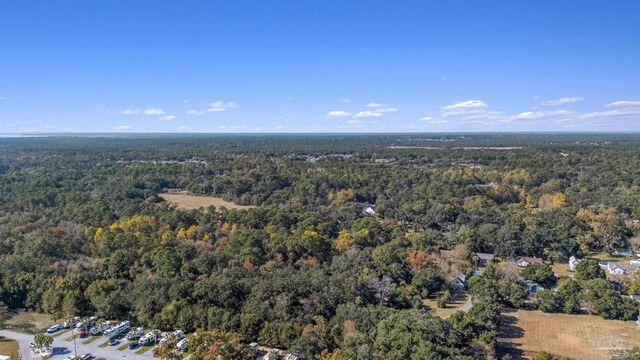 2625 Wilde Lake Blvd, Pensacola, FL 32526