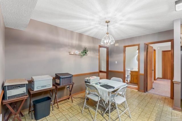 2625 Wilde Lake Blvd, Pensacola, FL 32526