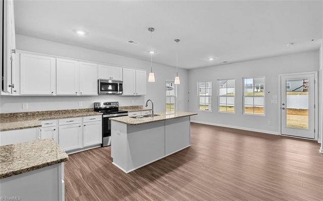 159 Candytuft Court, Lexington, NC 27295