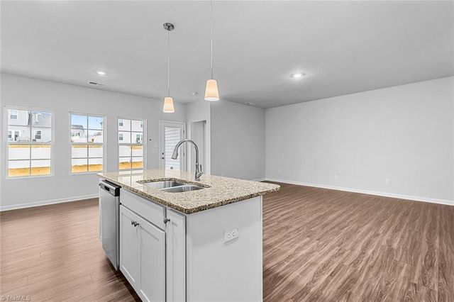 159 Candytuft Court, Lexington, NC 27295