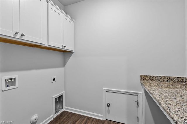 159 Candytuft Court, Lexington, NC 27295