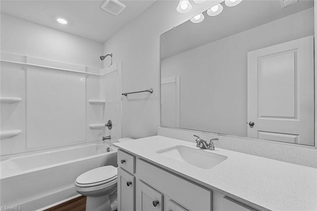 159 Candytuft Court, Lexington, NC 27295