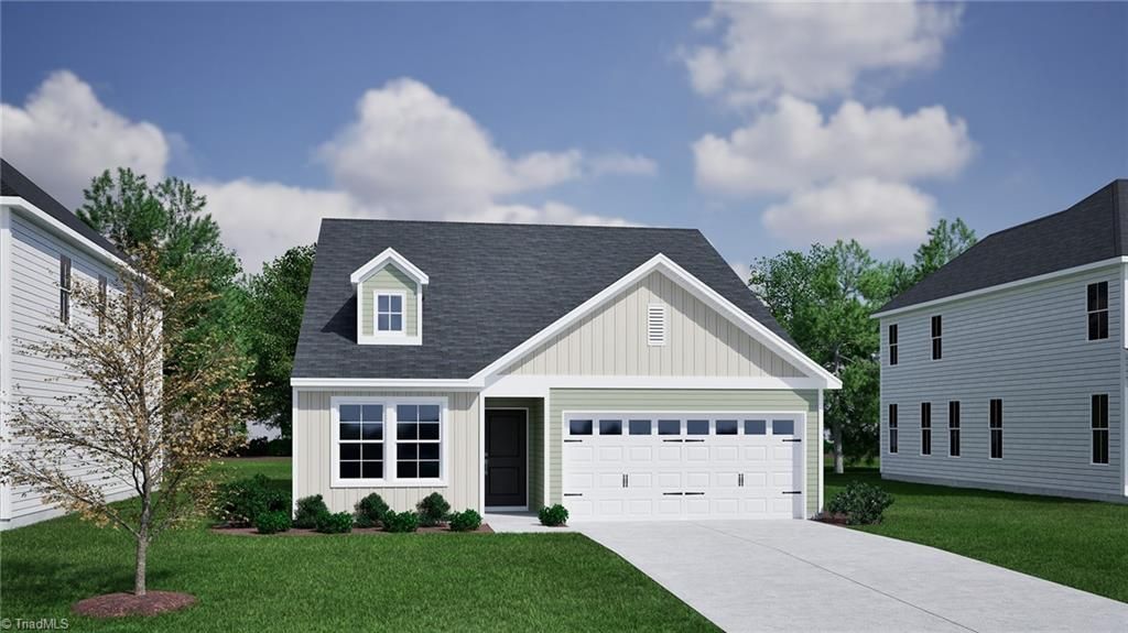 159 Candytuft Court, Lexington, NC 27295