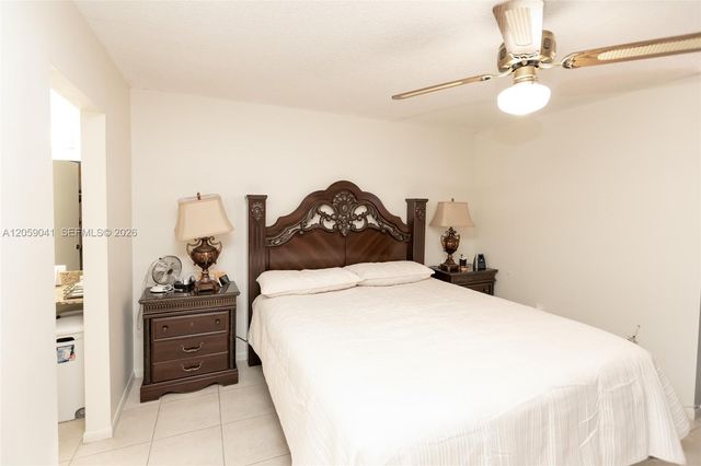 10425 SW 112 Avenue 325, Miami, FL 33176
