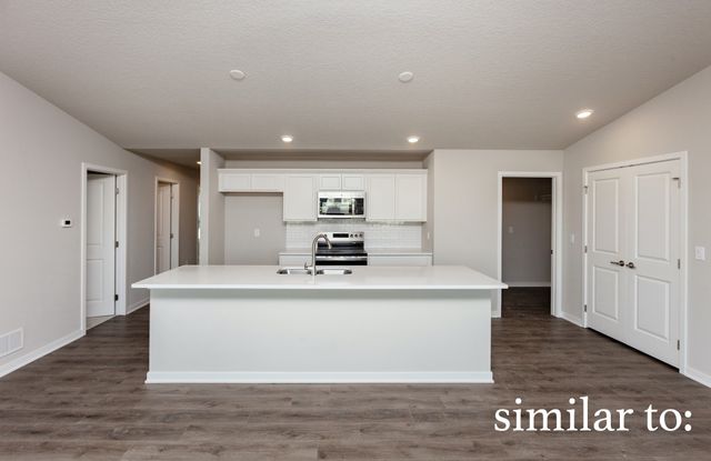 707 NE Doe Pointe Drive, Ankeny, IA 50021