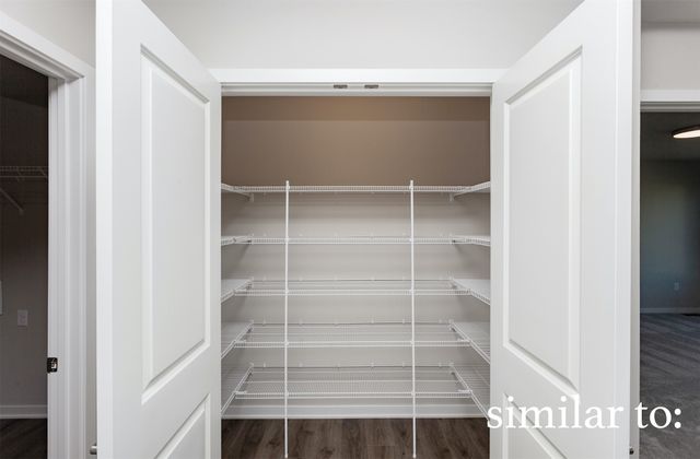 707 NE Doe Pointe Drive, Ankeny, IA 50021