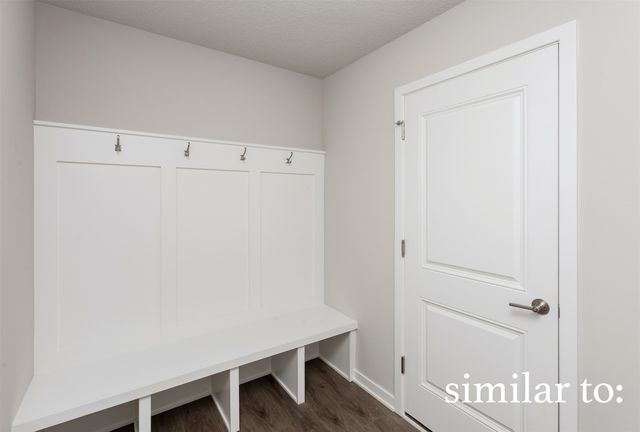 707 NE Doe Pointe Drive, Ankeny, IA 50021