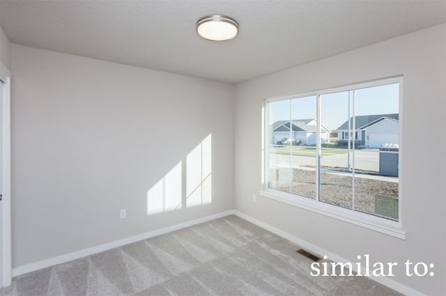 707 NE Doe Pointe Drive, Ankeny, IA 50021