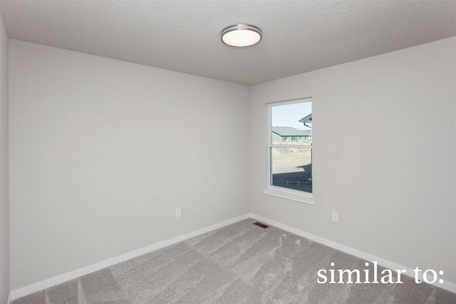 707 NE Doe Pointe Drive, Ankeny, IA 50021