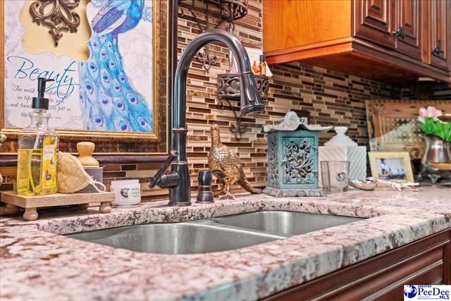 3568 Sardis Hwy, Timmonsville, SC 29161