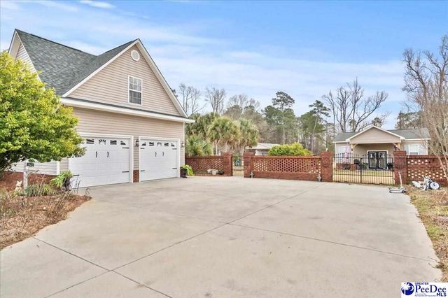 3568 Sardis Hwy, Timmonsville, SC 29161