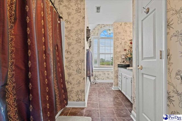 3568 Sardis Hwy, Timmonsville, SC 29161